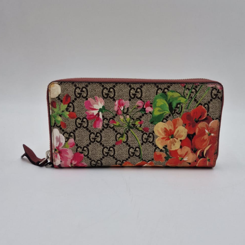 Gucci GG Bloom Wallet
