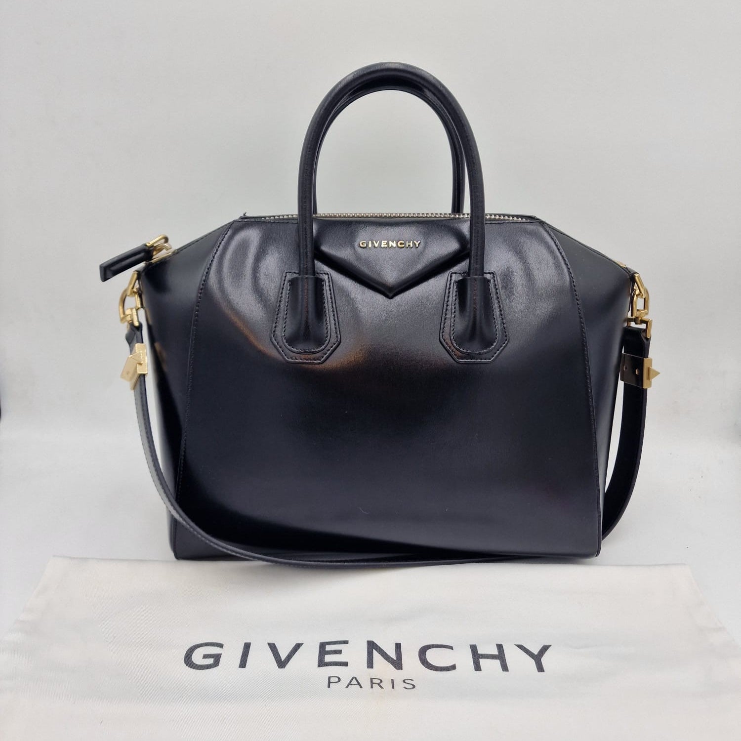Givenchy Antigona Medium Black