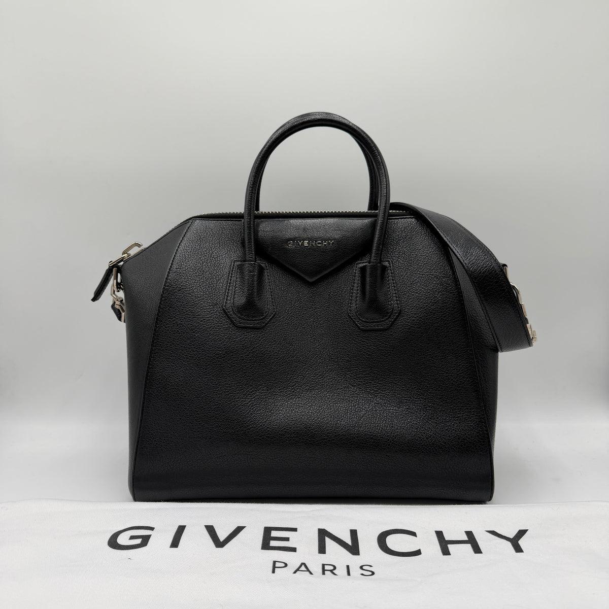 Givenchy Antigona Medium Black