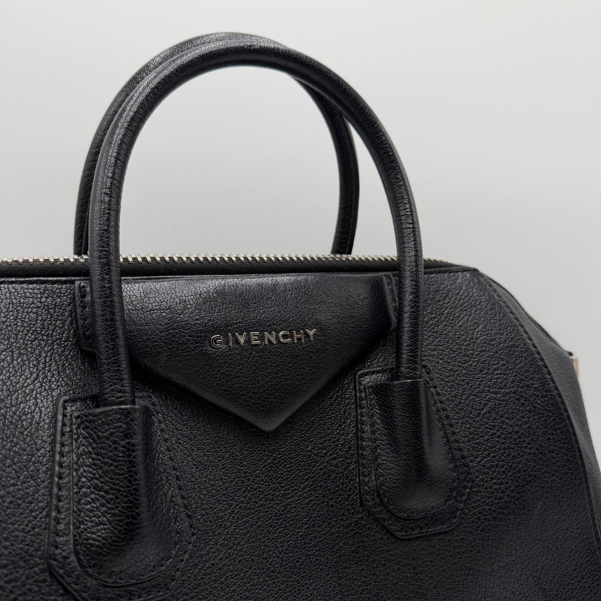Givenchy Antigona Medium Black