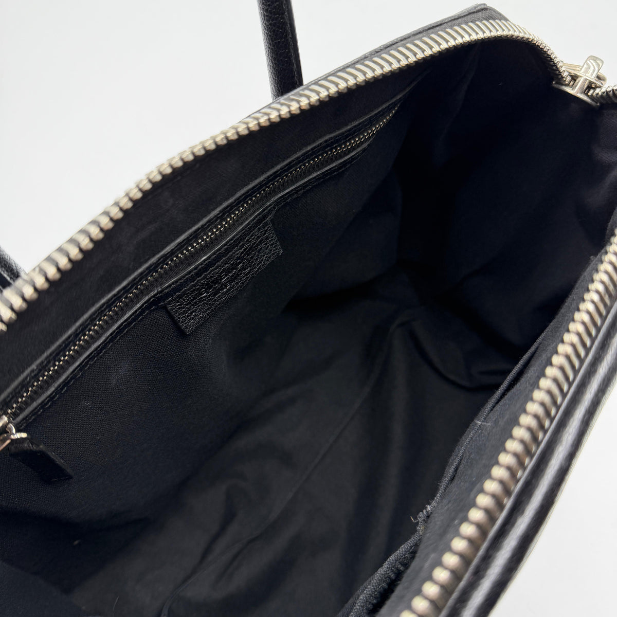 Givenchy Antigona Medium Black