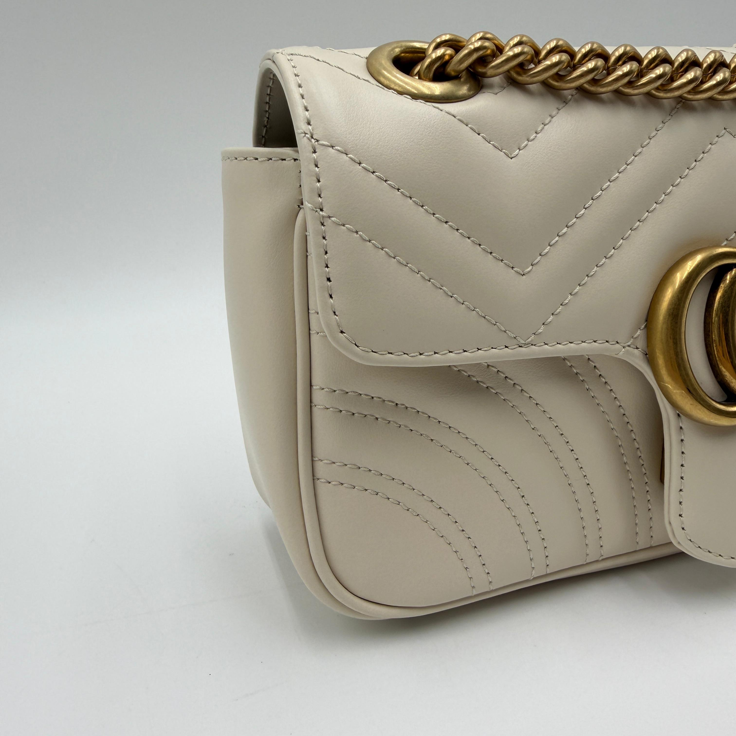 Gucci Marmont Cuero Rosa