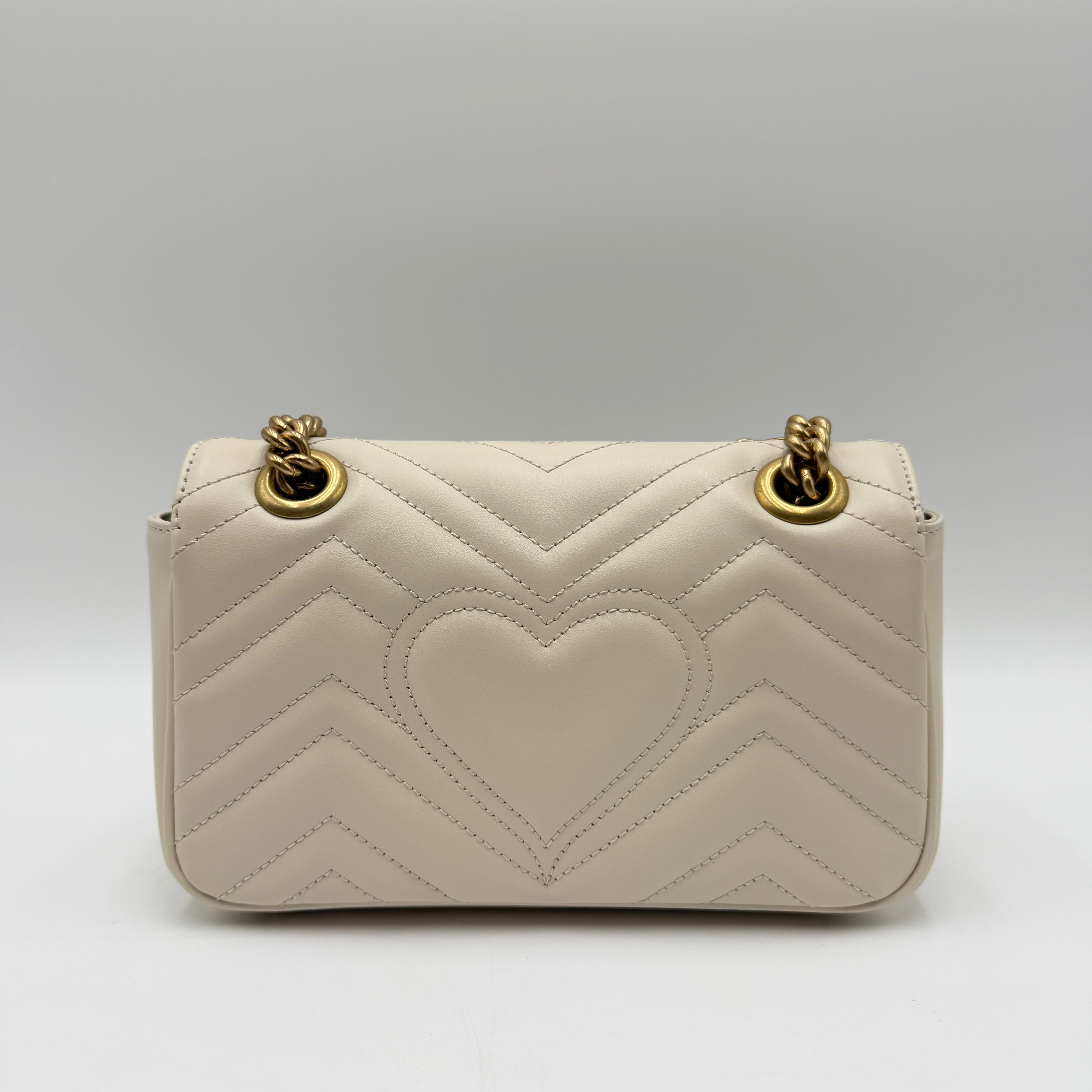 Gucci Marmont Cuero Rosa