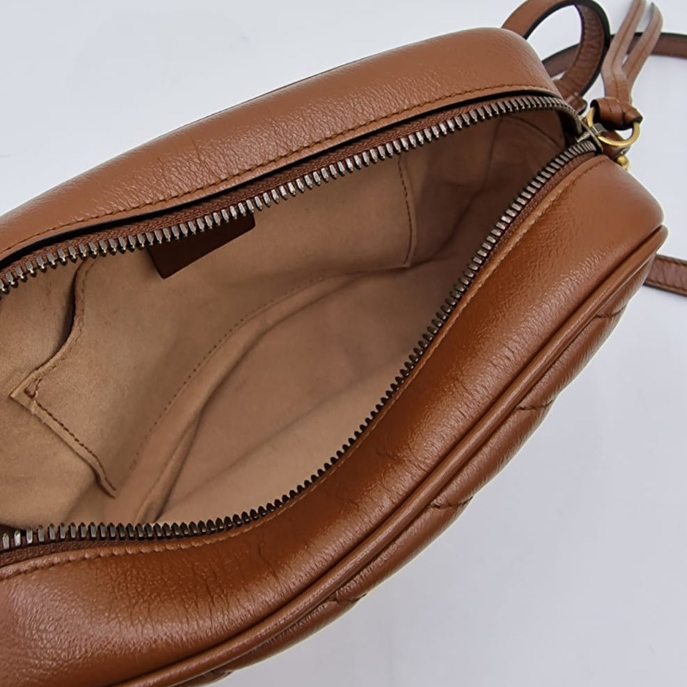 Mini bolso Gucci Marmont Matelassé Negro
