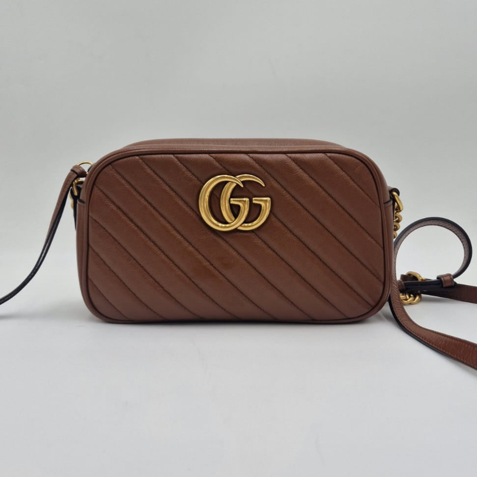 Mini bolso Gucci Marmont Matelassé Negro