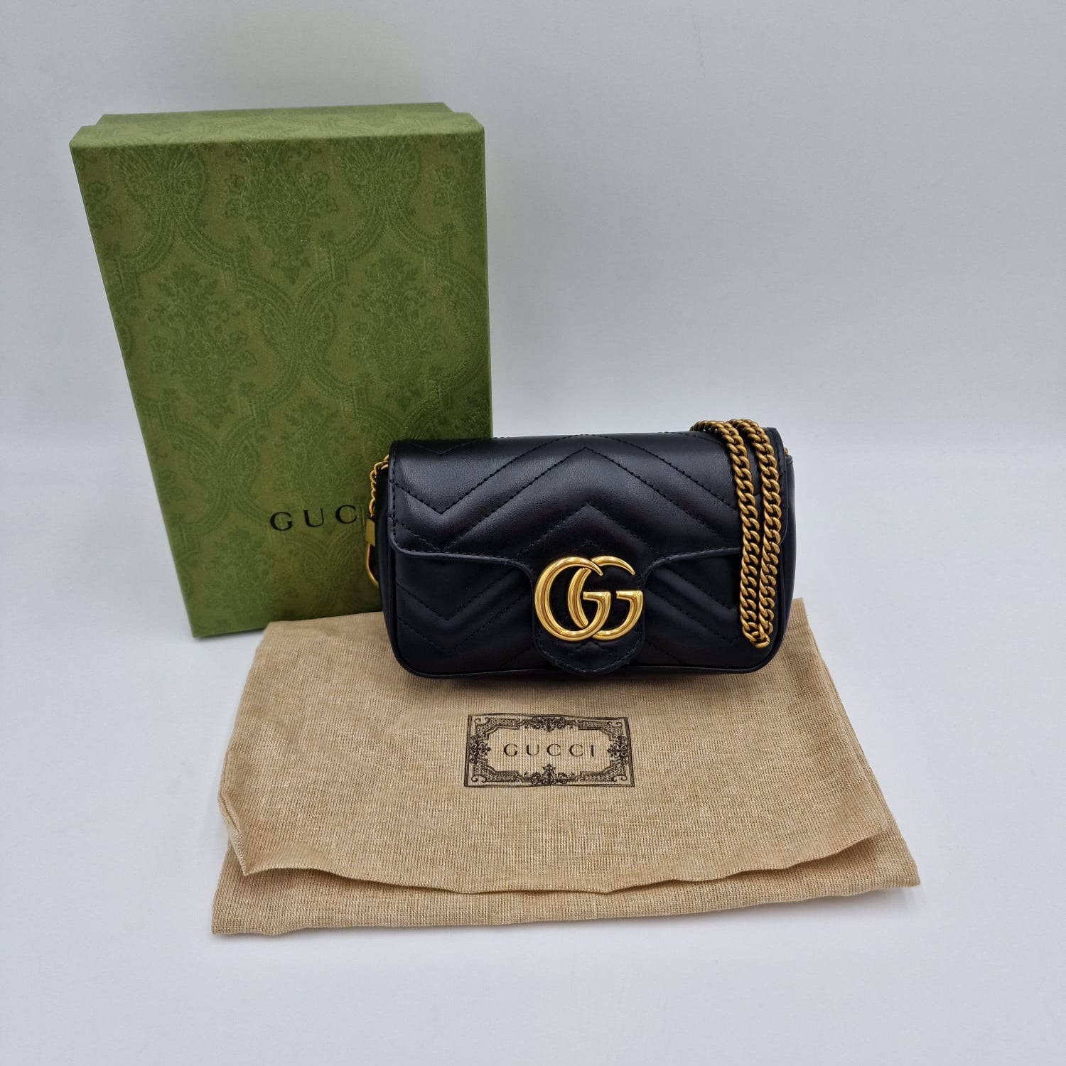 Gucci Marmont Super Mini