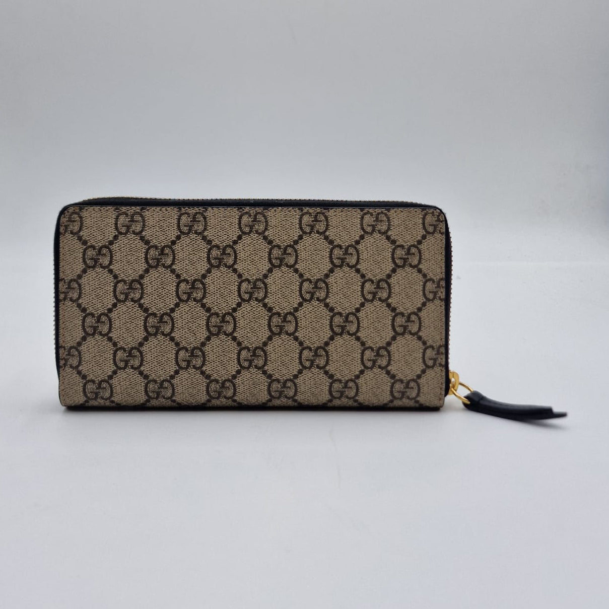 Gucci GG Supreme Wallet