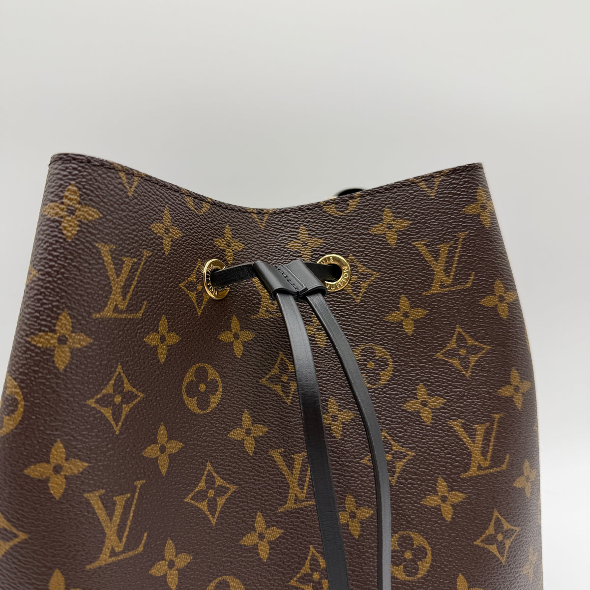 Louis Vuitton NéoNoé MM Monogram.