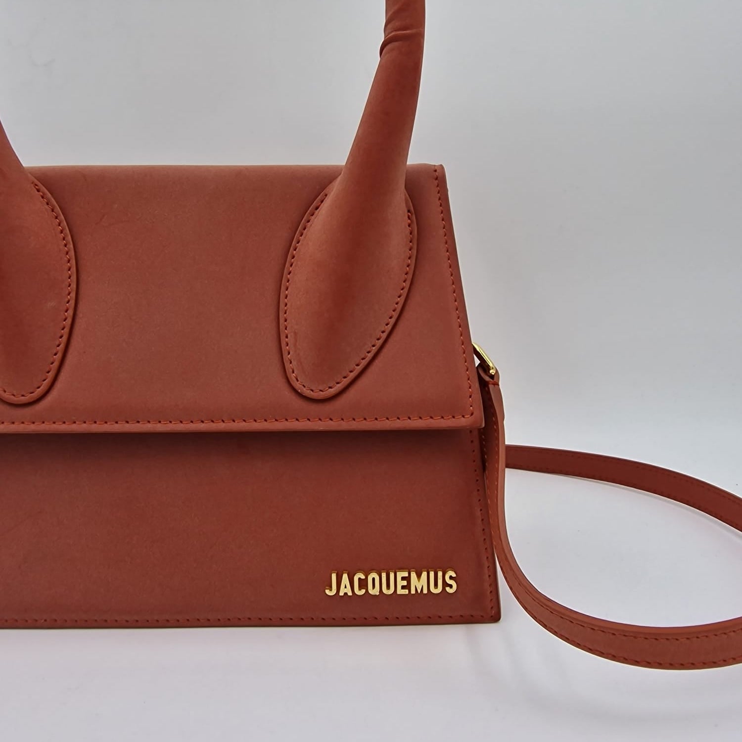 Jacquemus Grand Chiquito