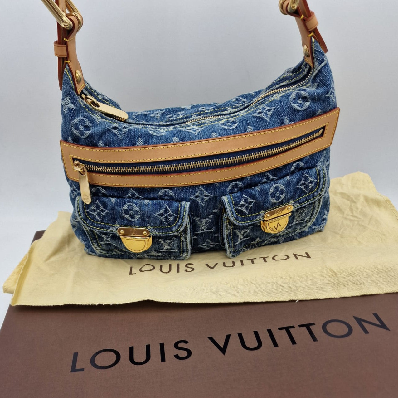 Louis Vuitton Baggy PM