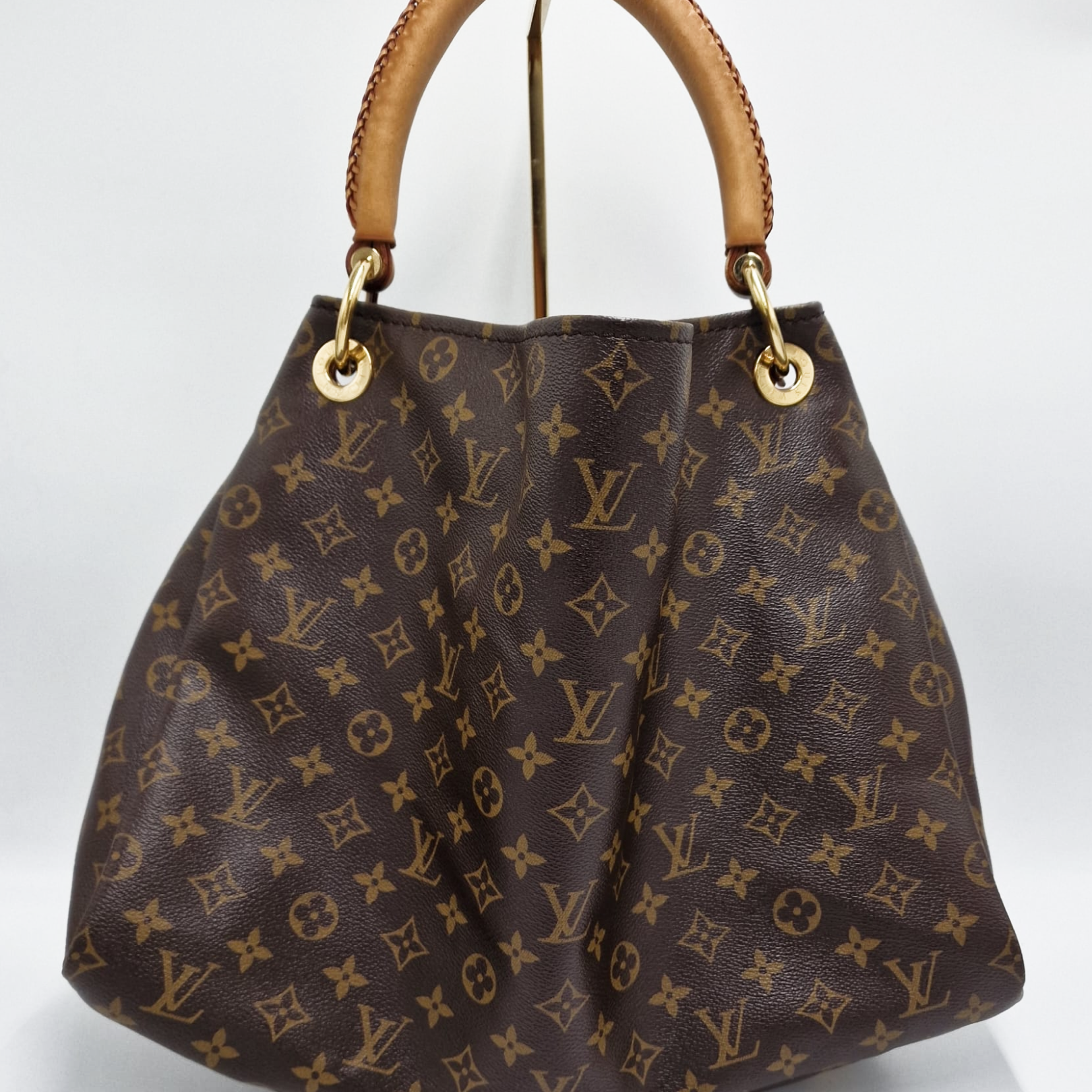 Louis Vuitton Artsy Handbag