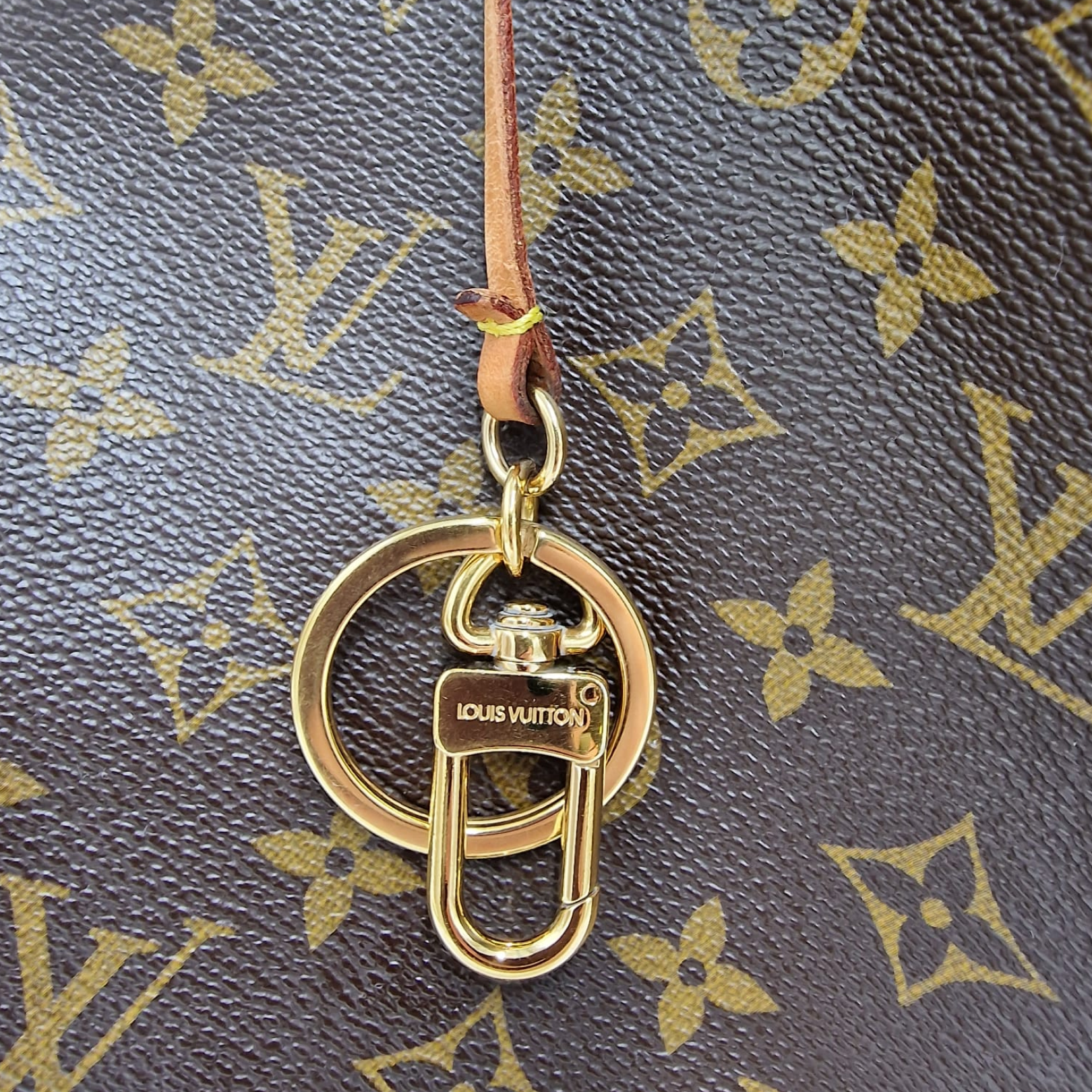 Louis Vuitton Artsy Handbag