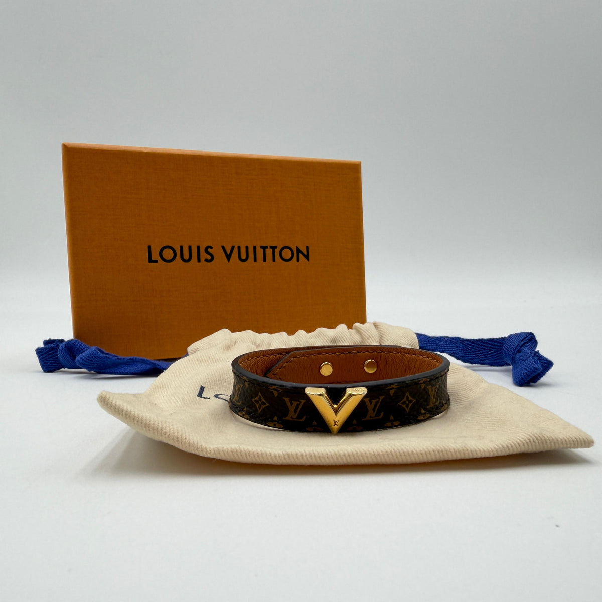 Louis Vuitton Essential V Bracelet