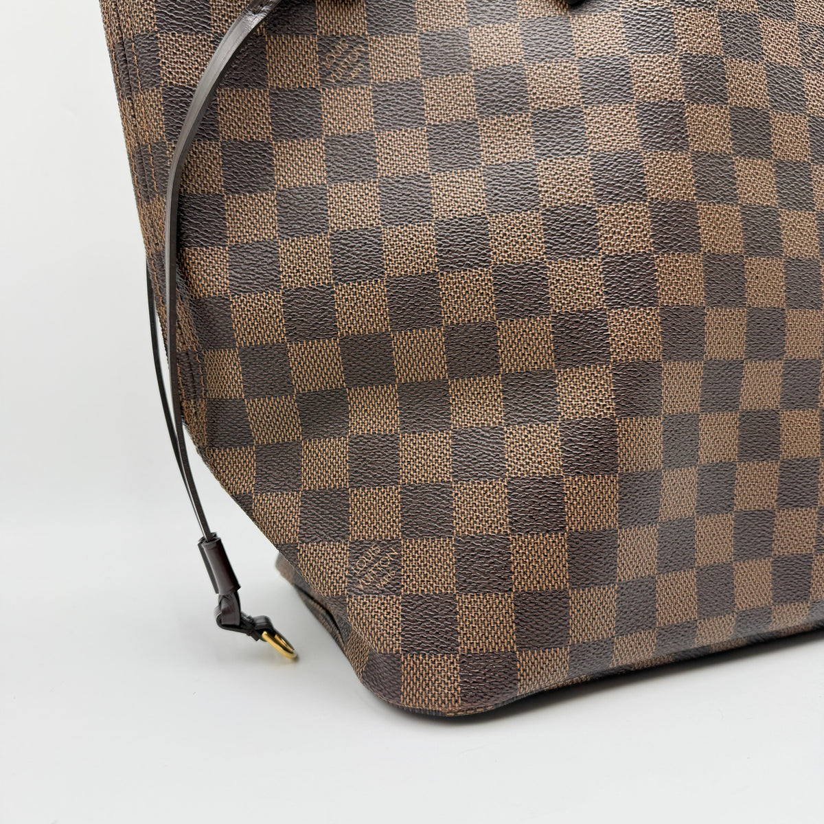 Louis Vuitton Neverfull MM Damier Ebene.