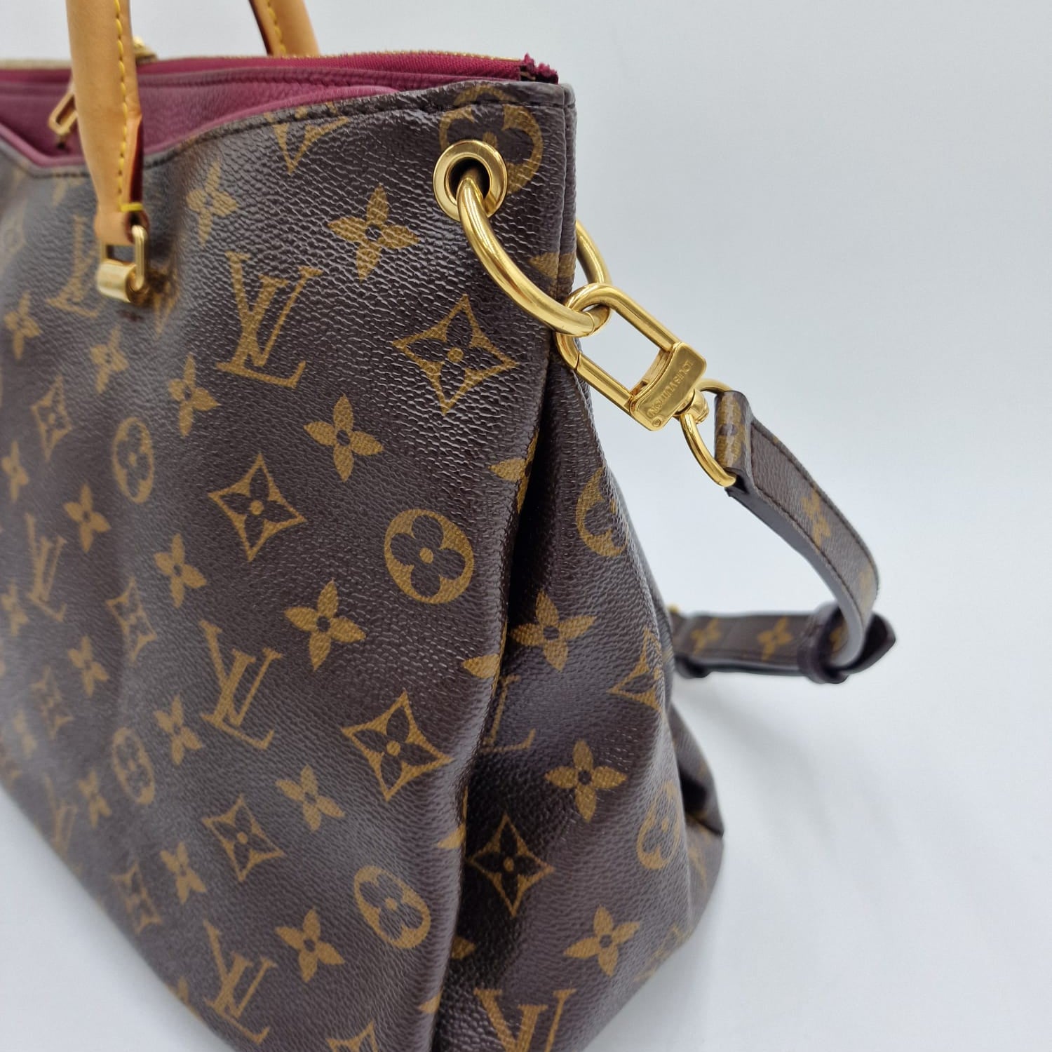 Louis Vuitton Pallas Full Monogram
