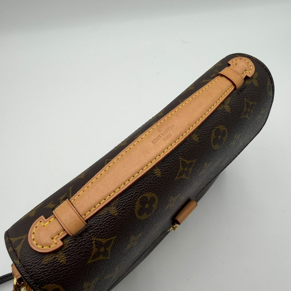 Louis Vuitton Pochette Métis