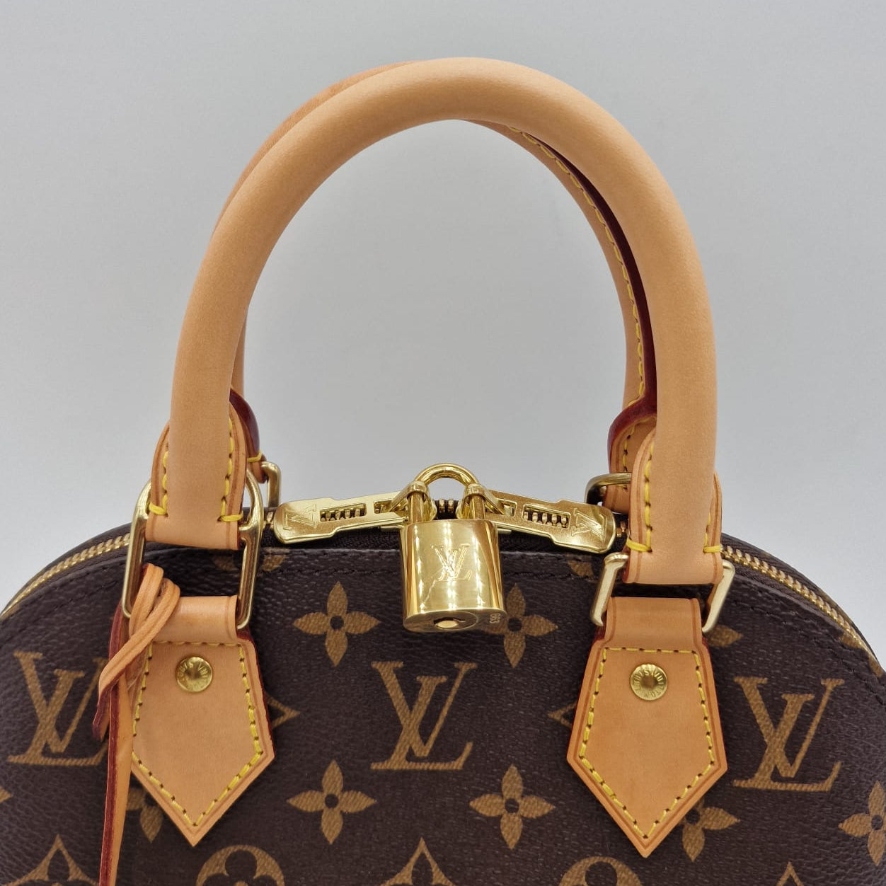 Louis Vuitton Alma BB Monogram