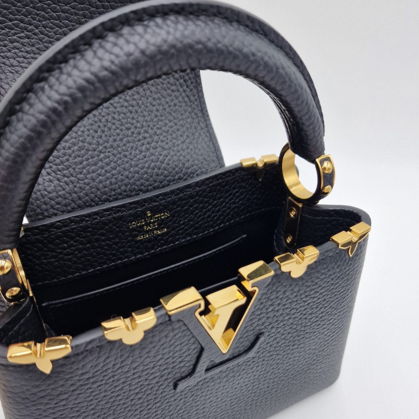 Louis Vuitton Mini Capucines