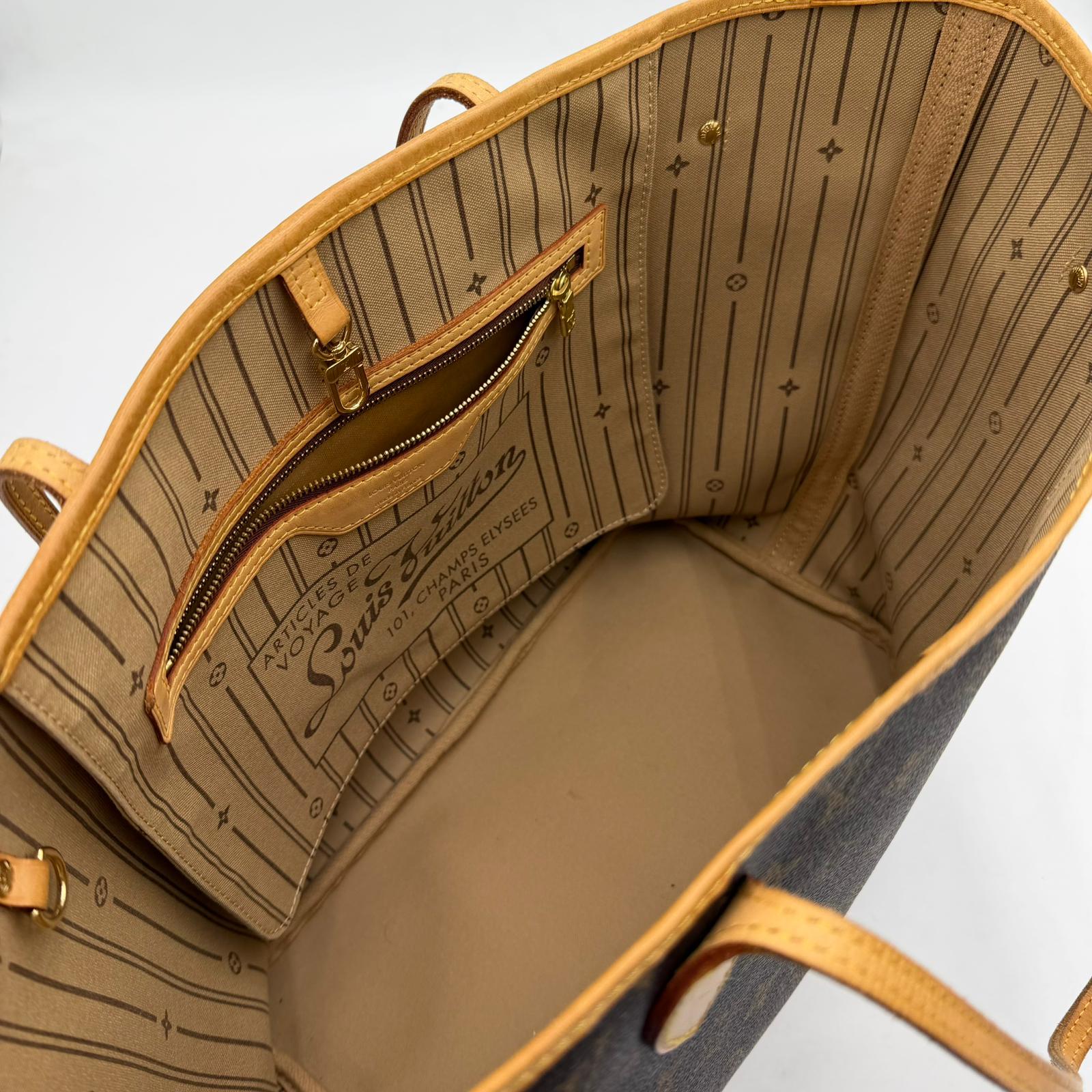 Louis Vuitton MM Neverfull Monogram