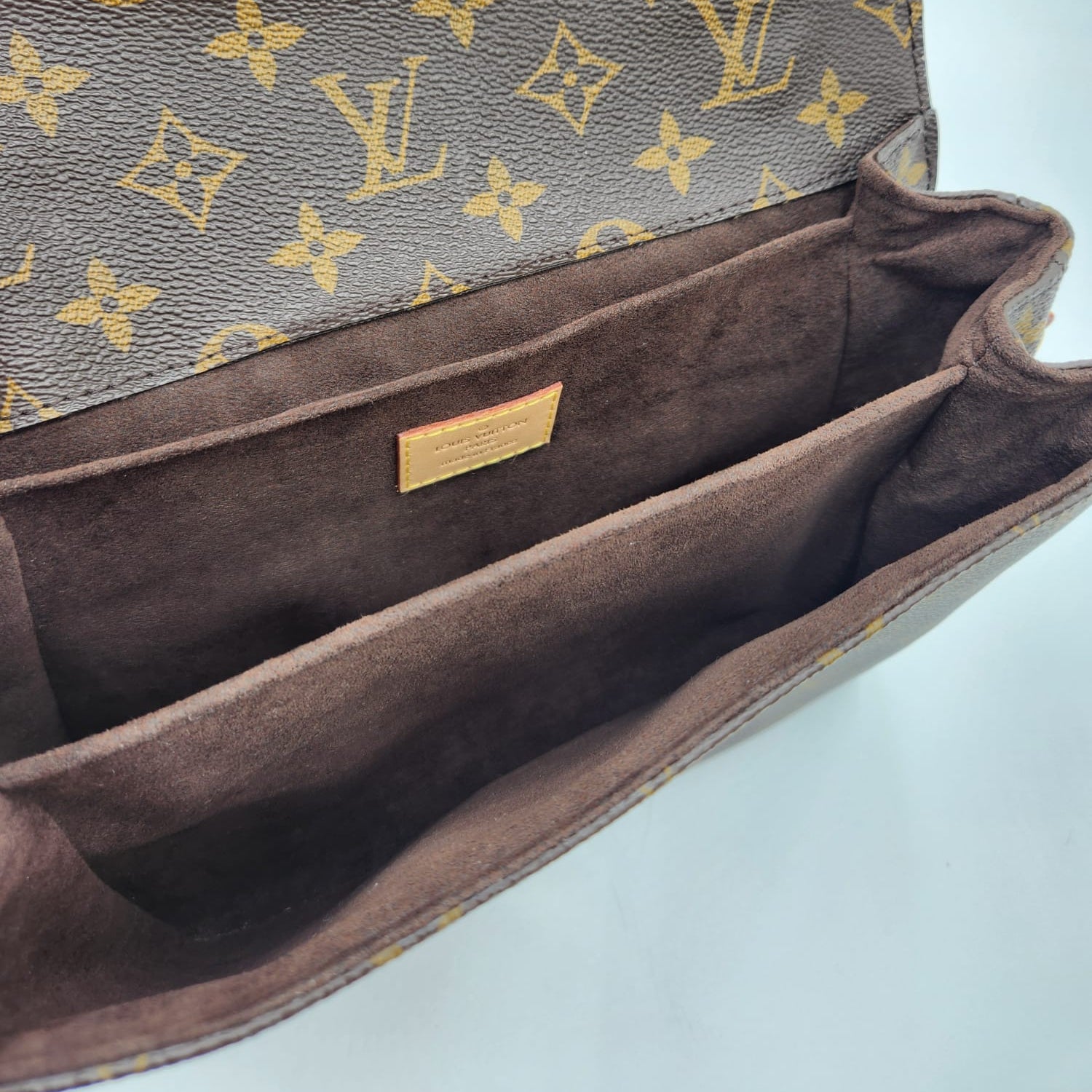 Louis Vuitton Pochette Métis