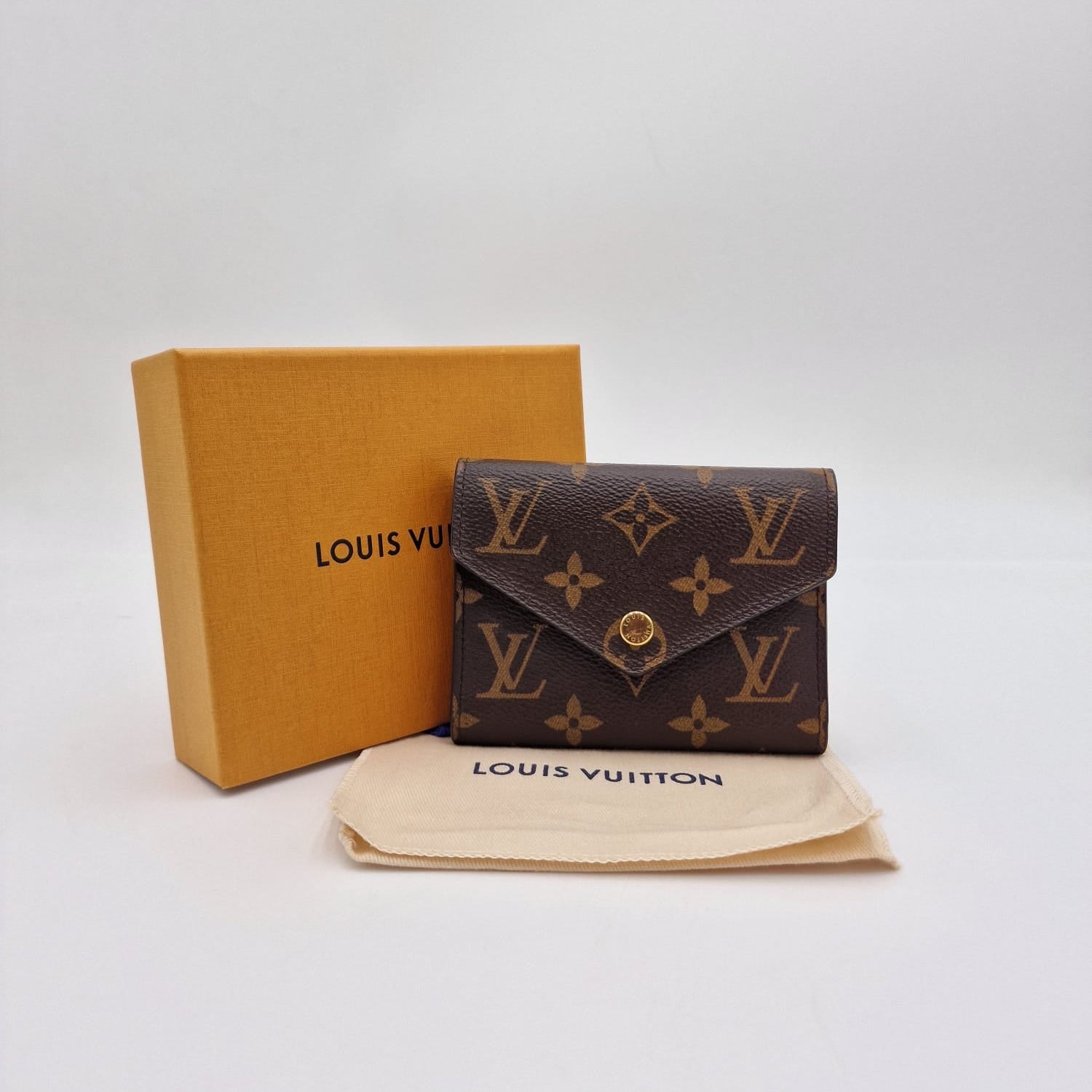 Louis Vuitton Victorine