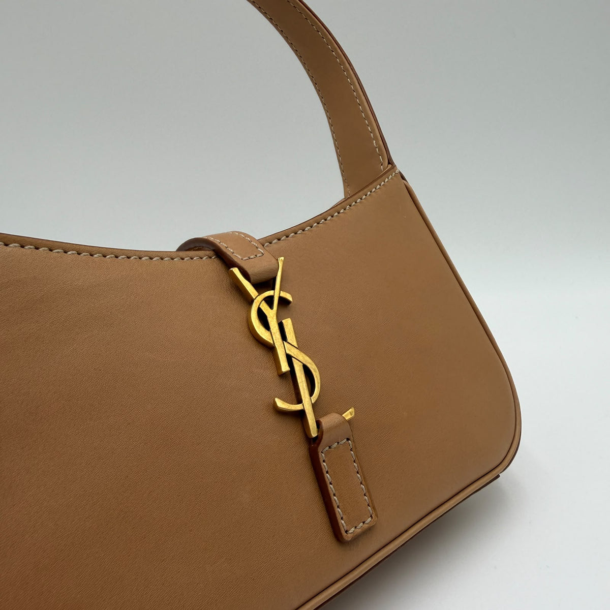 Saint Laurent Le 5 à 7 Mini