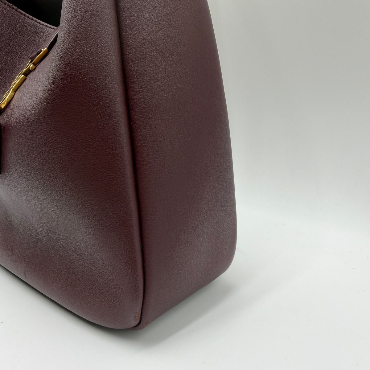 Saint Laurent Le 5 à 7 supple small