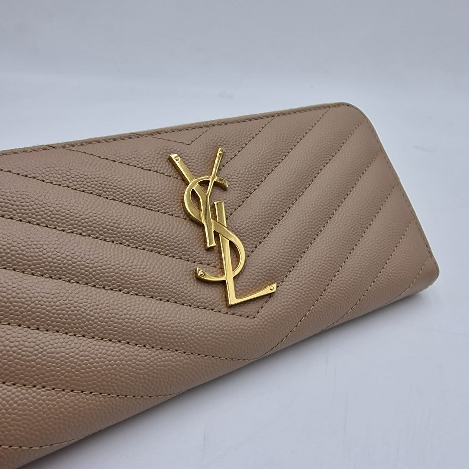 Saint Laurent Wallet caviar leather