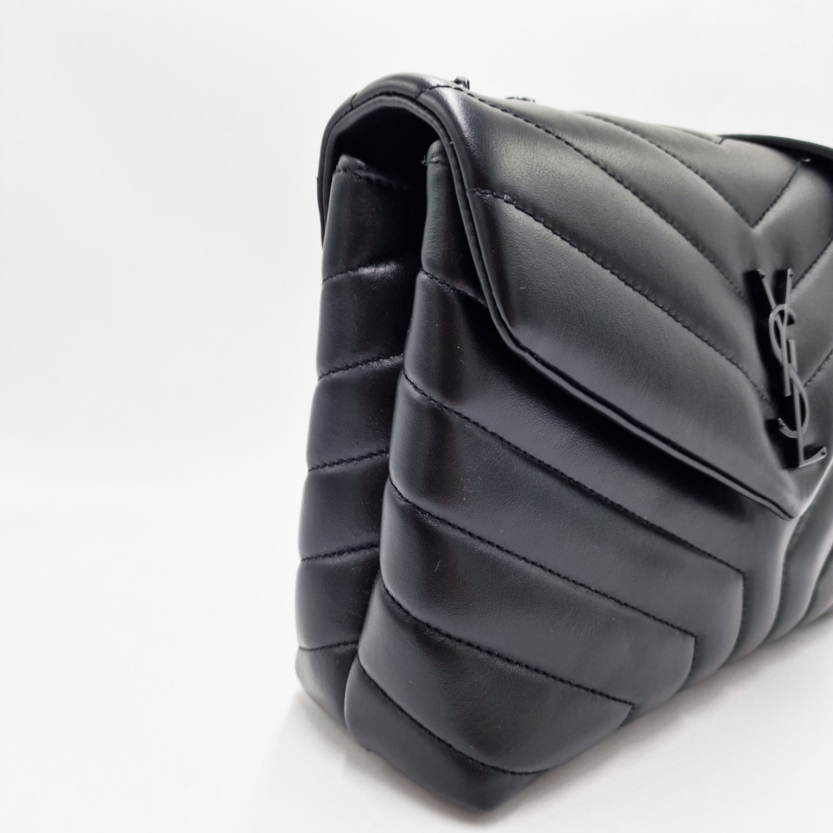 Saint Laurent Loulou Small Black Hardware