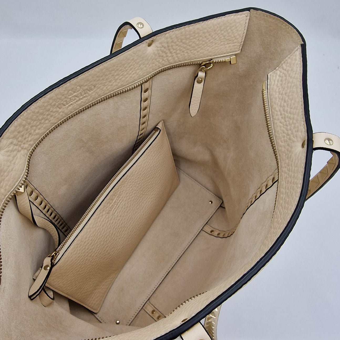Valentino Garavani Rockstud Tote