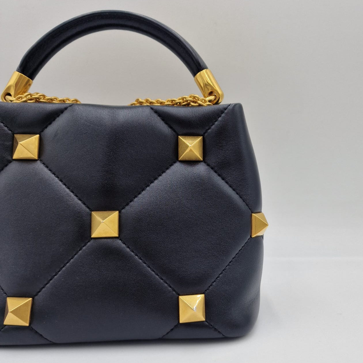 Valentino Garavani Roman Stud