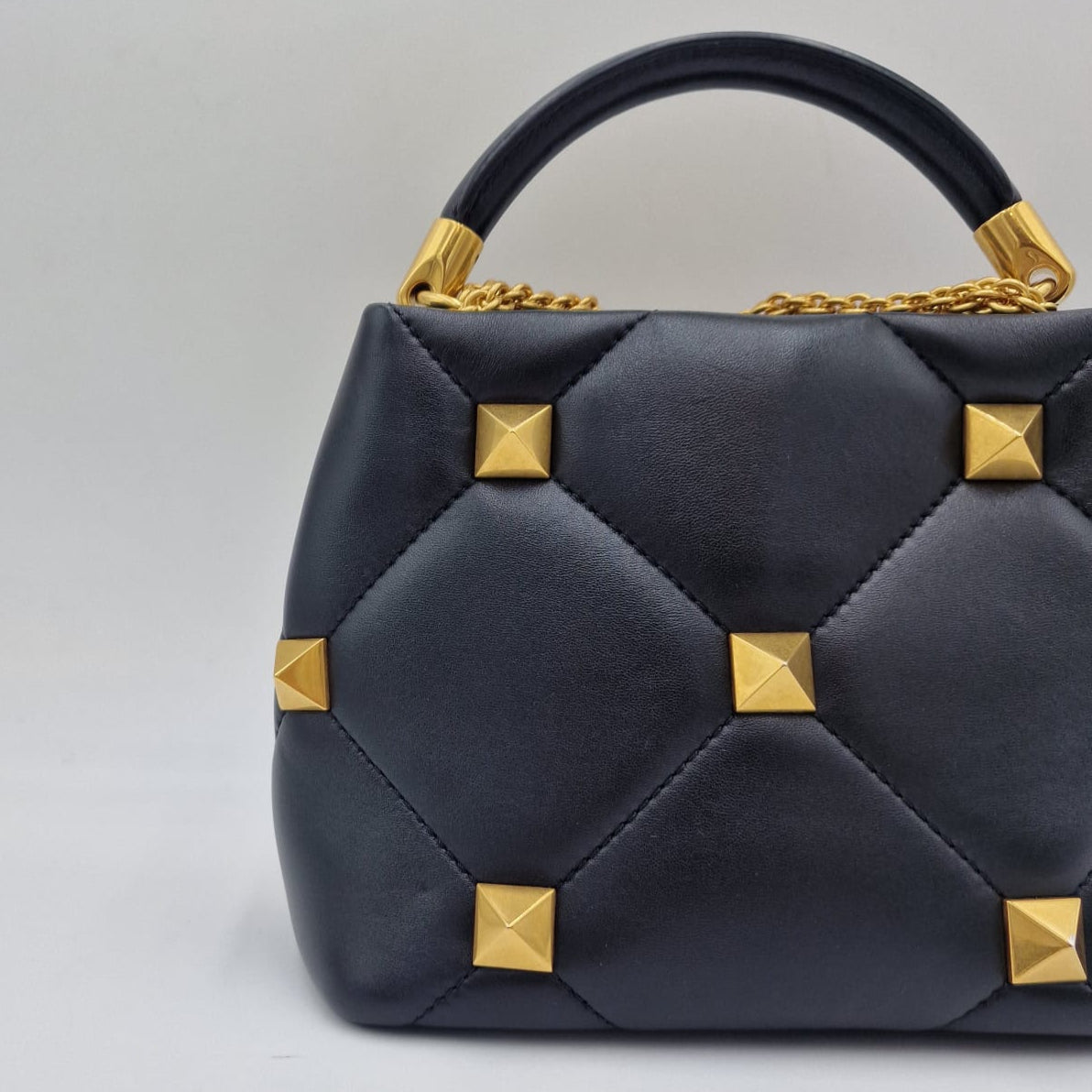 Valentino Garavani Roman Stud