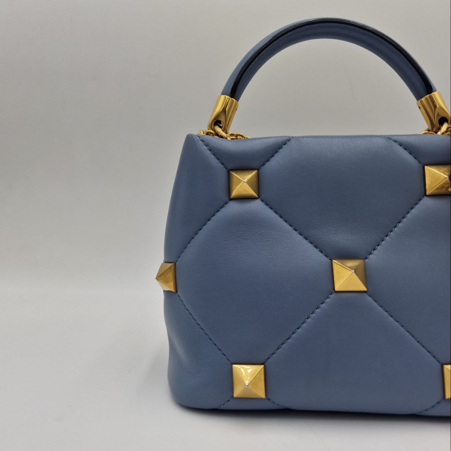 Valentino Garavani Roman Stud