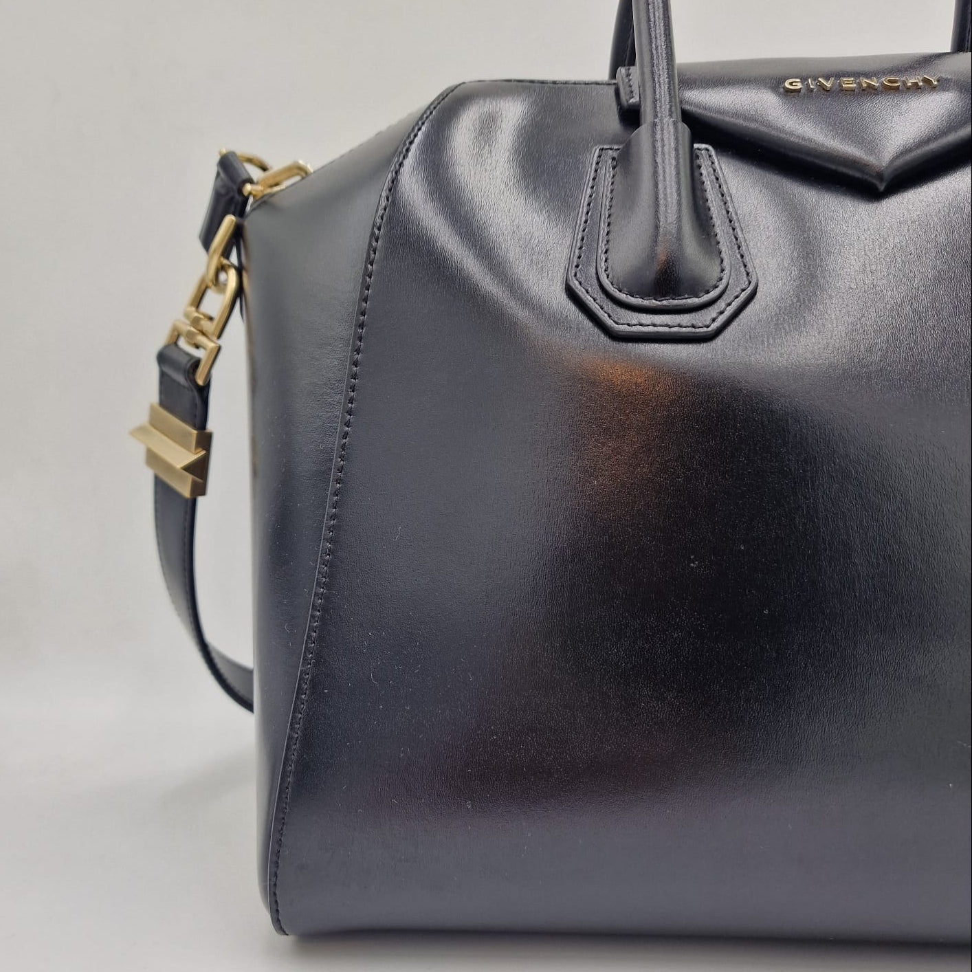 Givenchy Antigona Medium Black