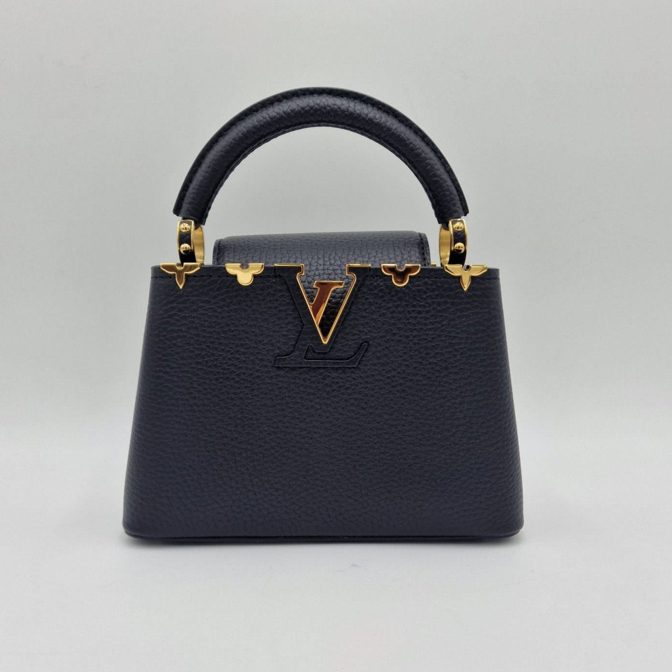 Louis Vuitton Mini Capucines