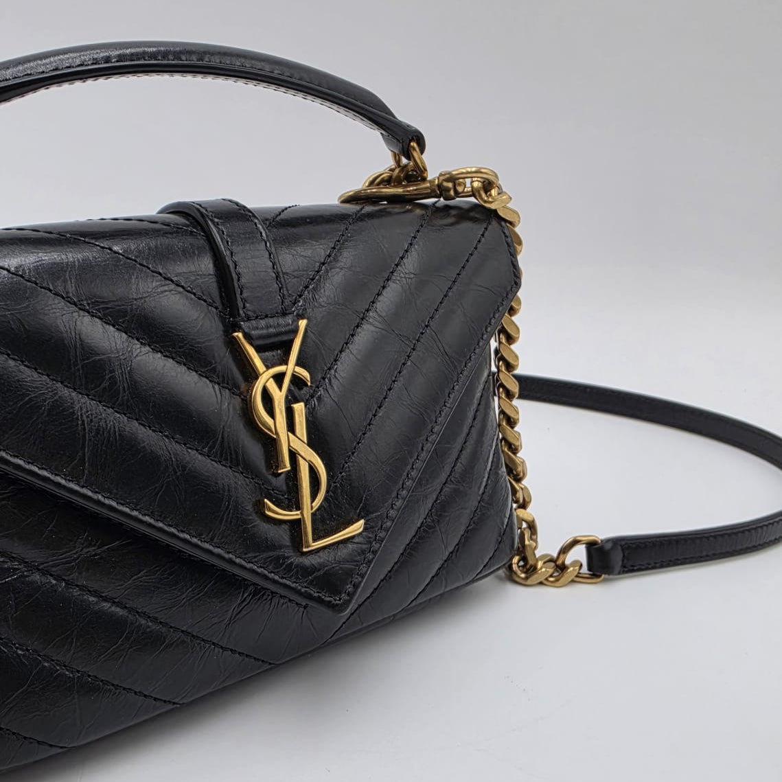 Miu Miu Clutch Con Cristales Matelassé