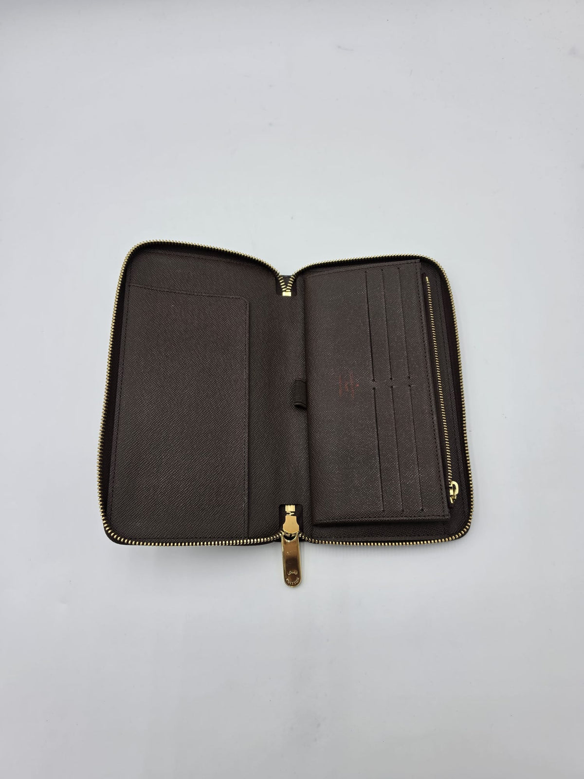 Louis Vuitton Zippy Portfólio Wallet