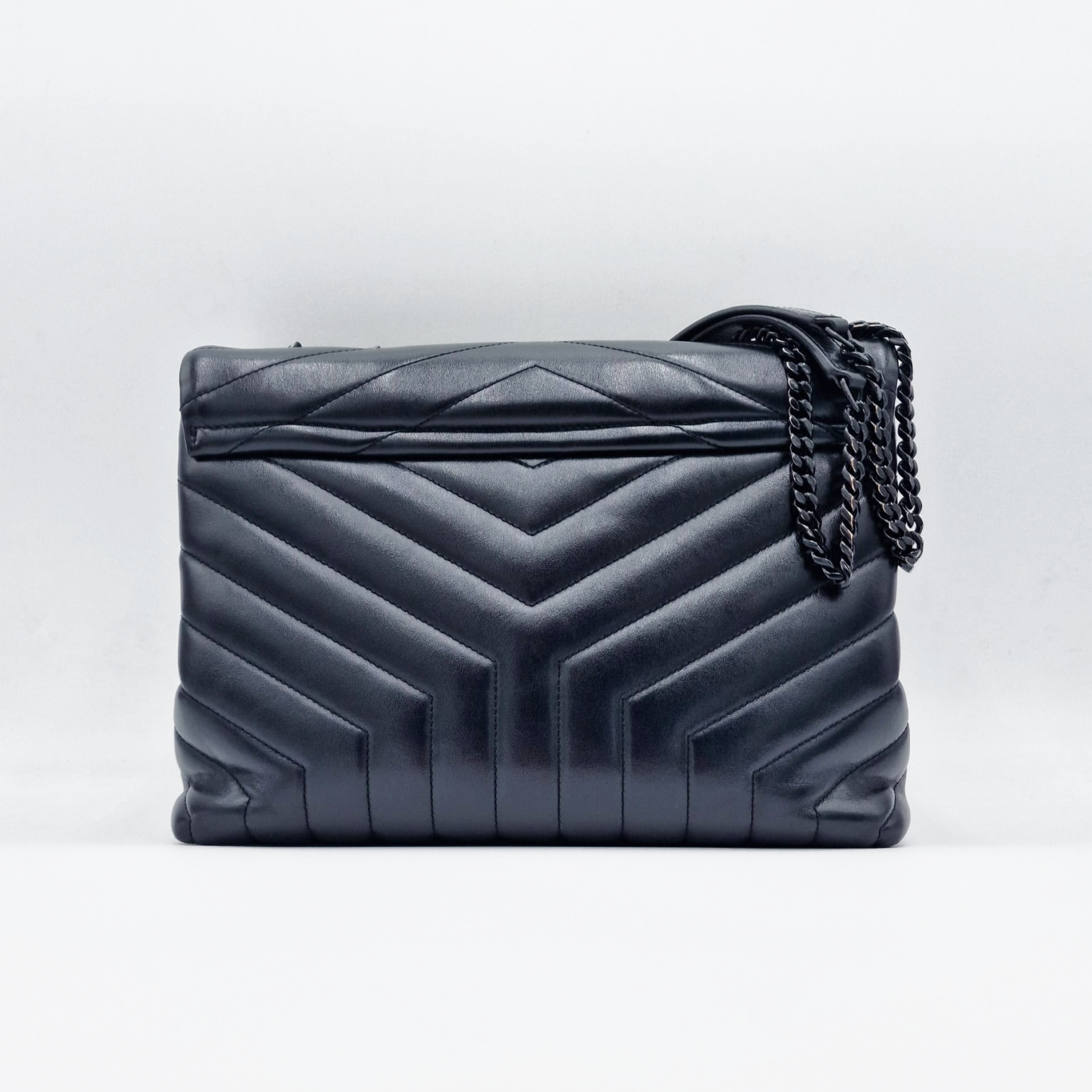 Saint Laurent Loulou Medium Black Hardware