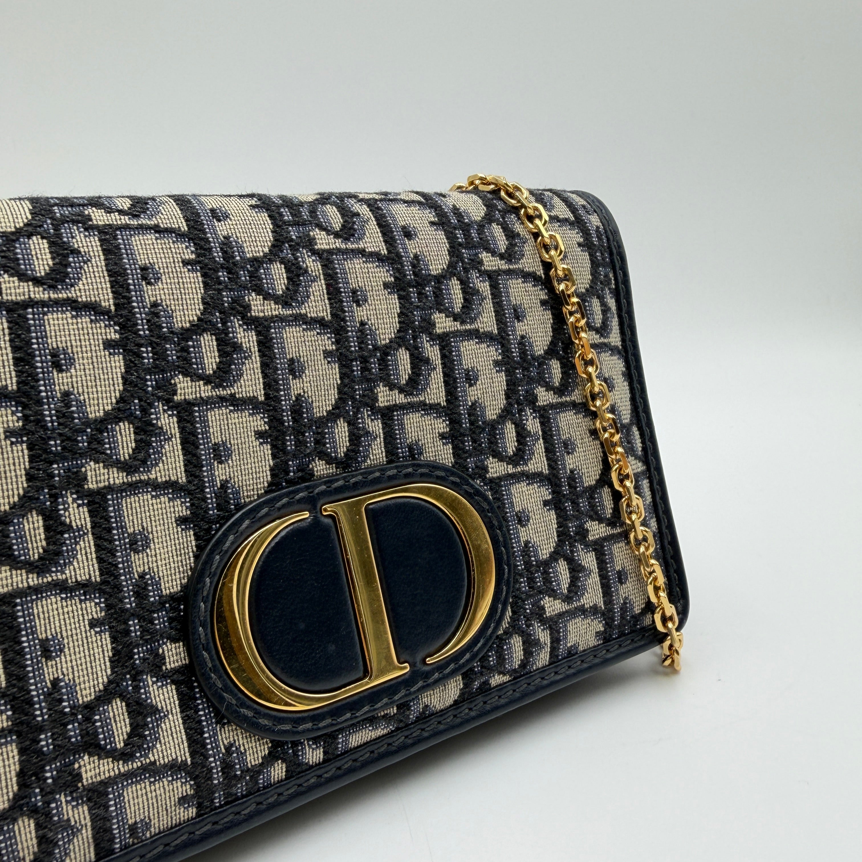 Dior 30 Montaigne WOC