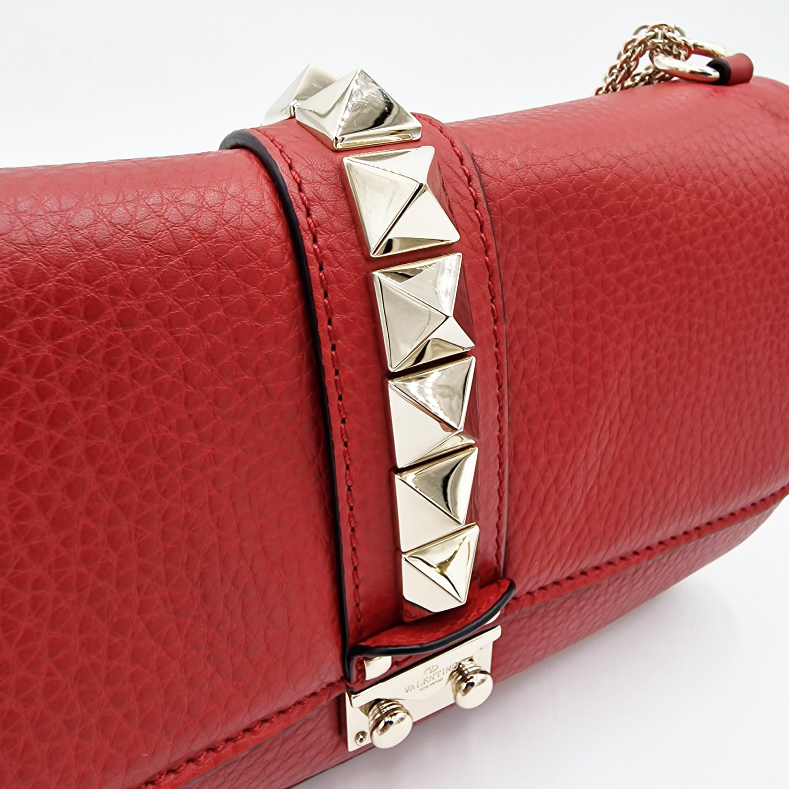Cerradura Glam Rockstud de Valentino Garavani