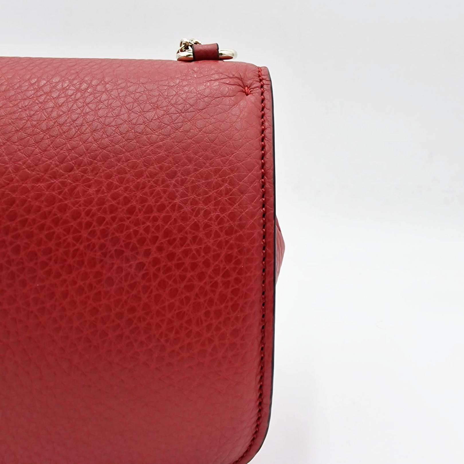 Cerradura Glam Rockstud de Valentino Garavani