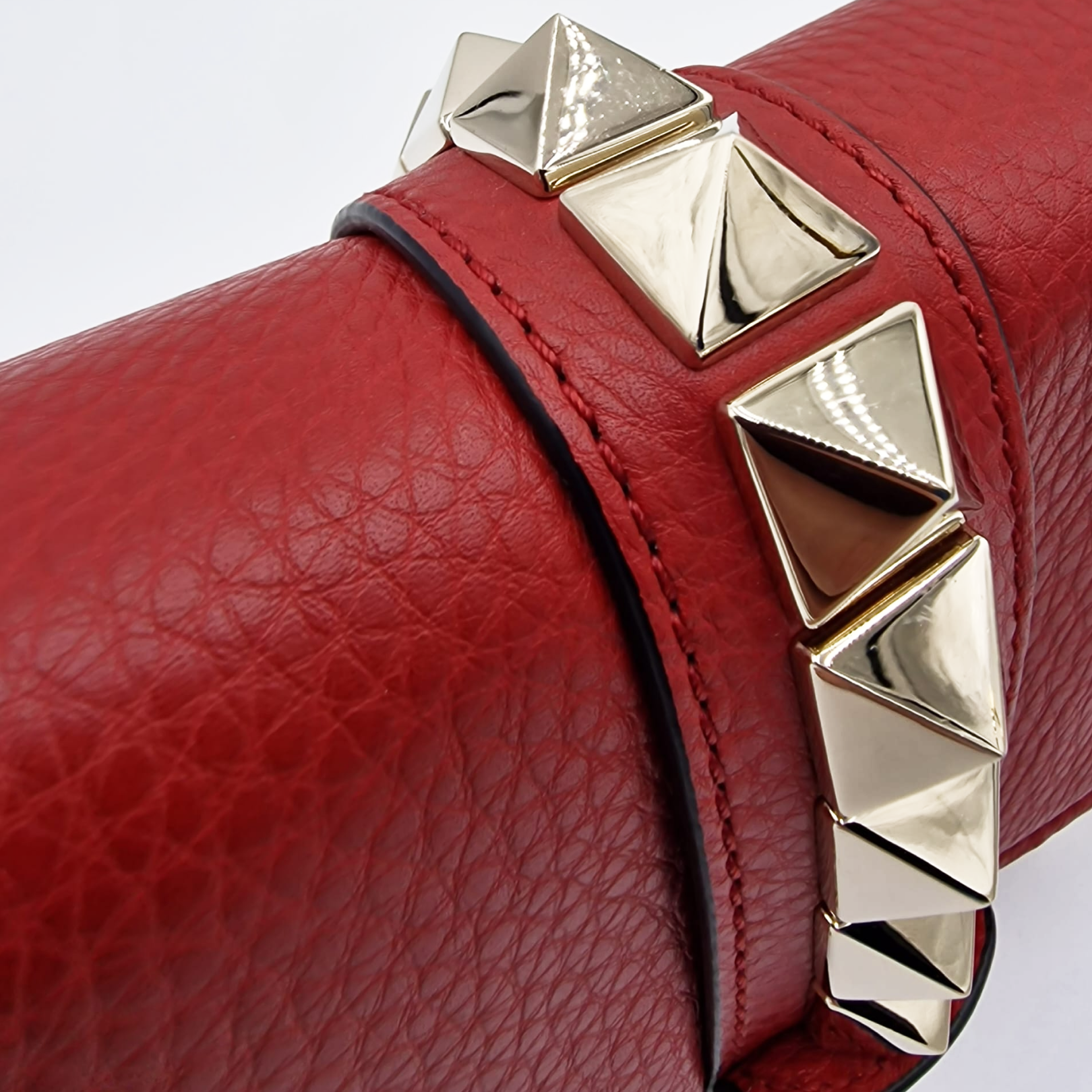 Cerradura Glam Rockstud de Valentino Garavani