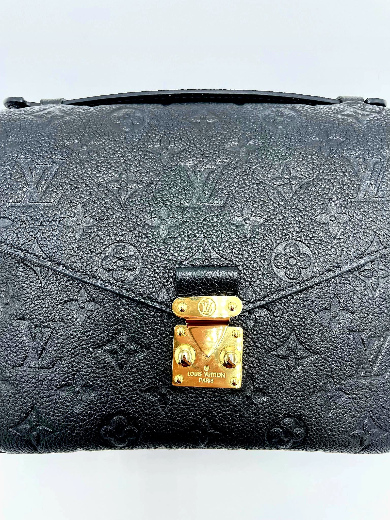Louis Vuitton Pochette Metis Monogram Preto
