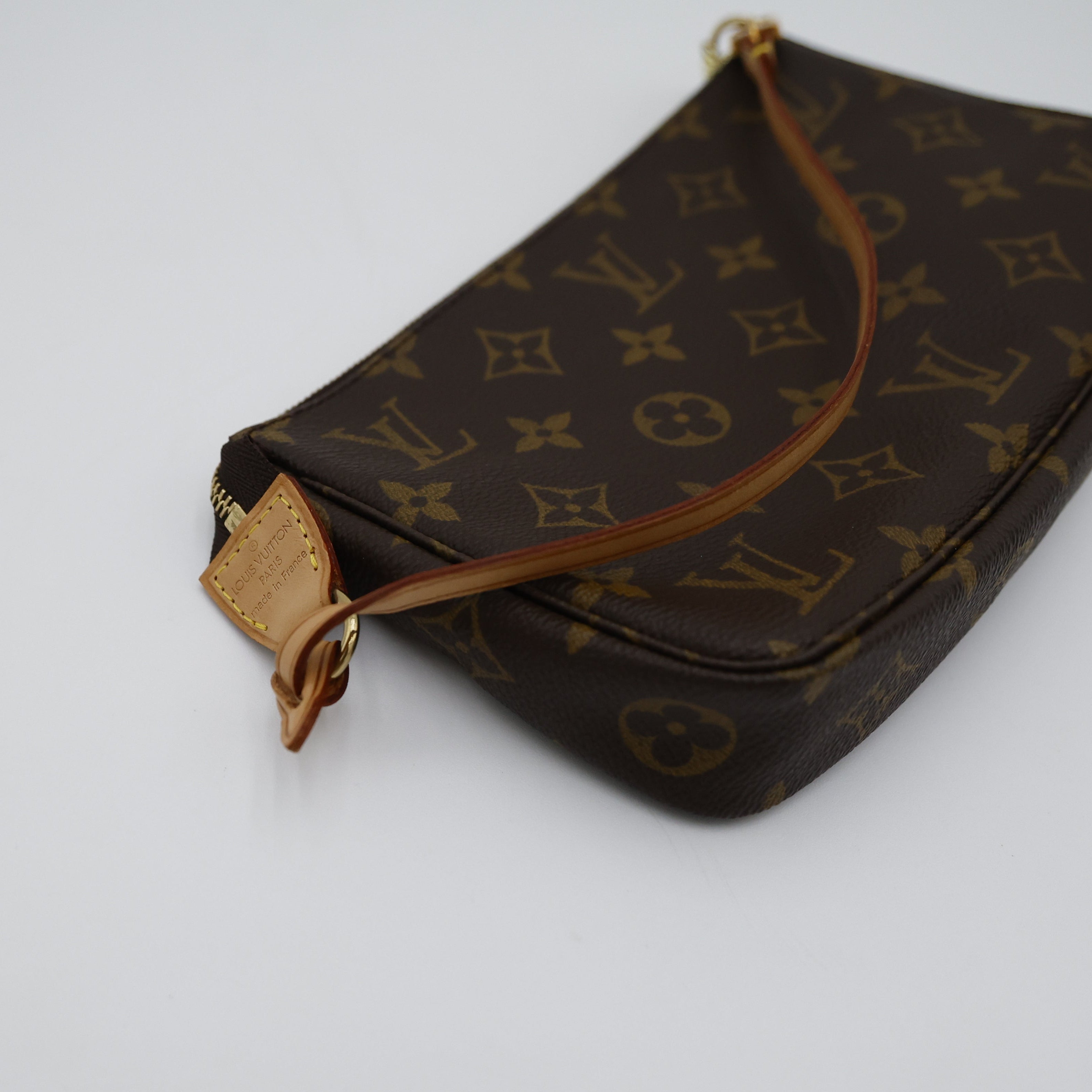 Louis Vuitton Pochette