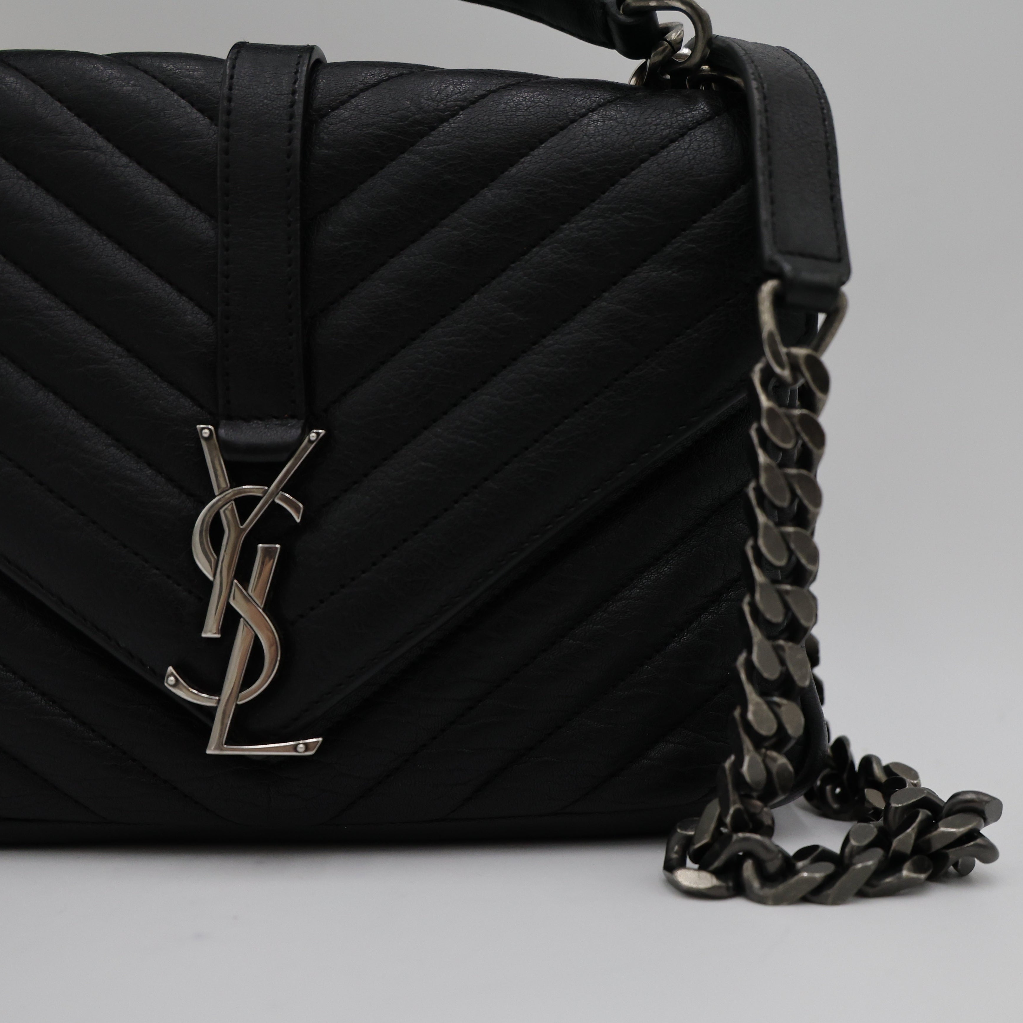 Saint Laurent College Medium