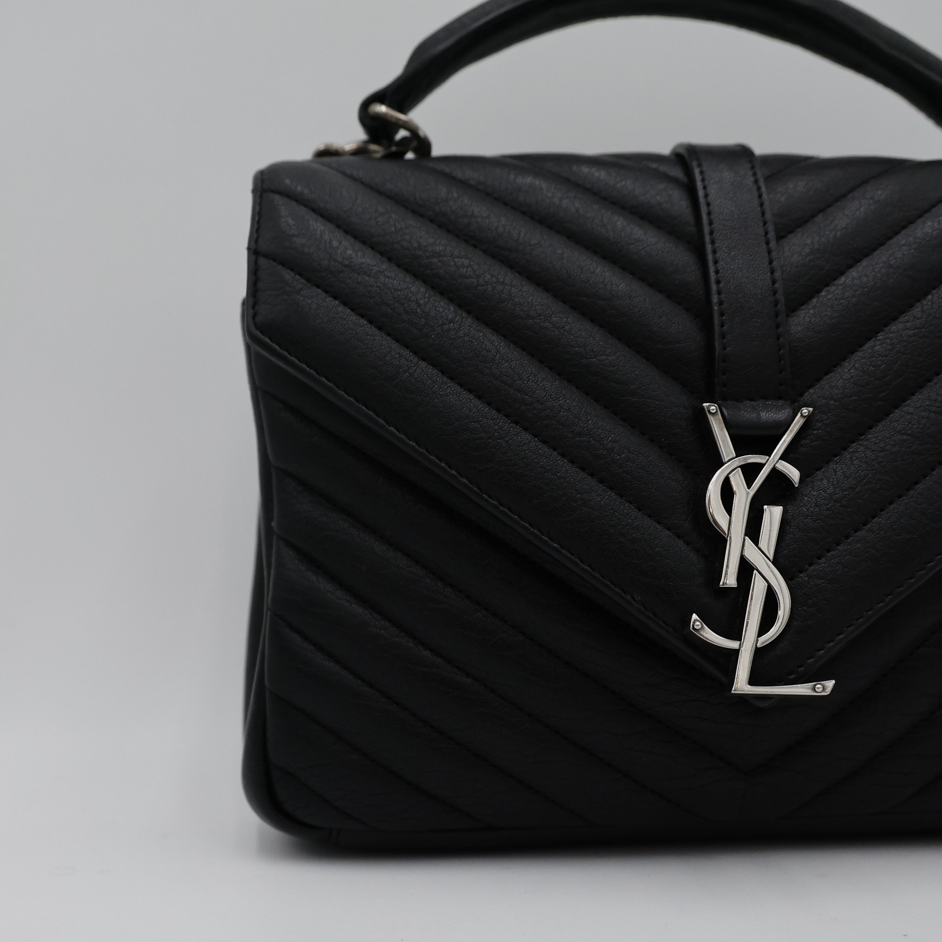 Saint Laurent College Medium