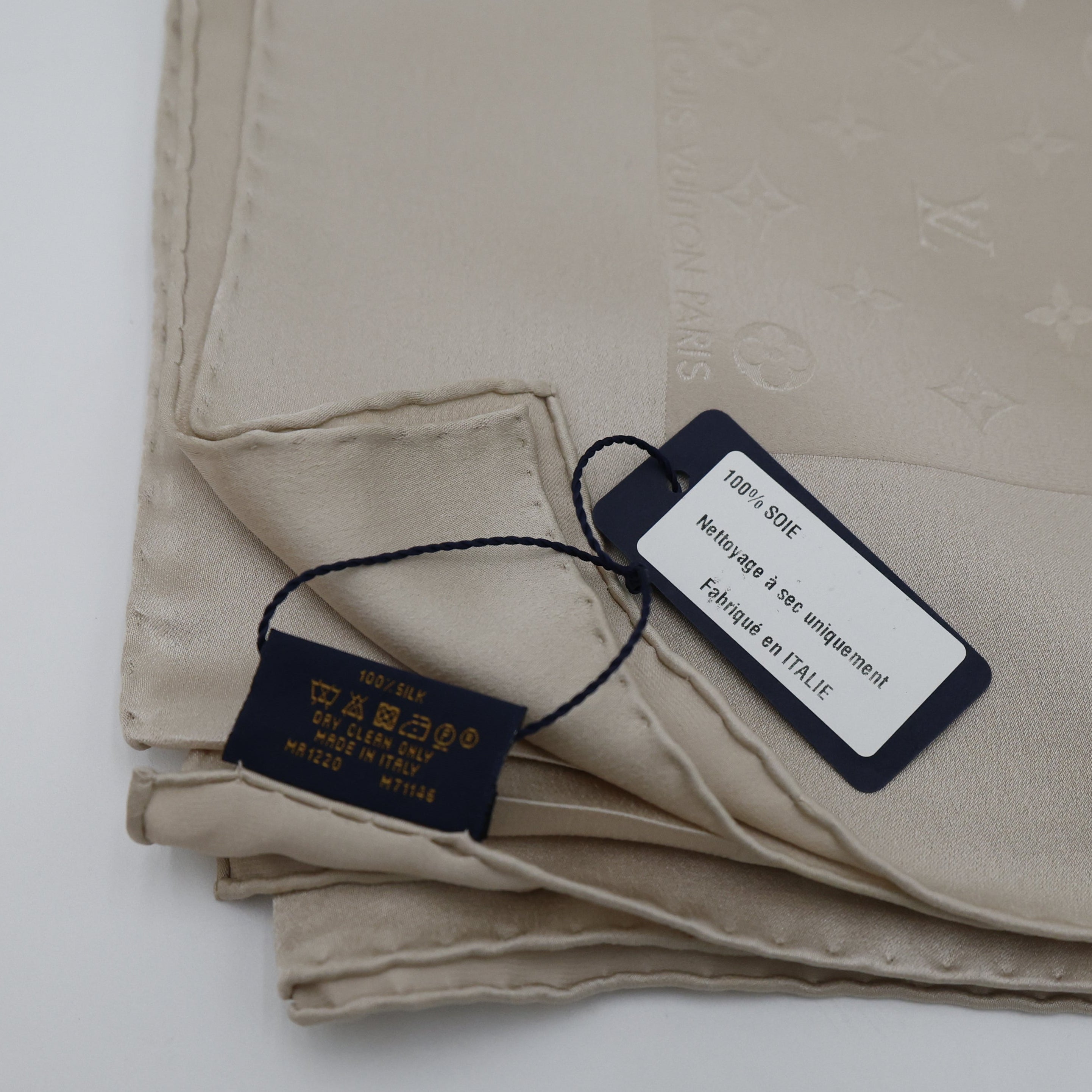 Louis Vuitton Lenço Monogram