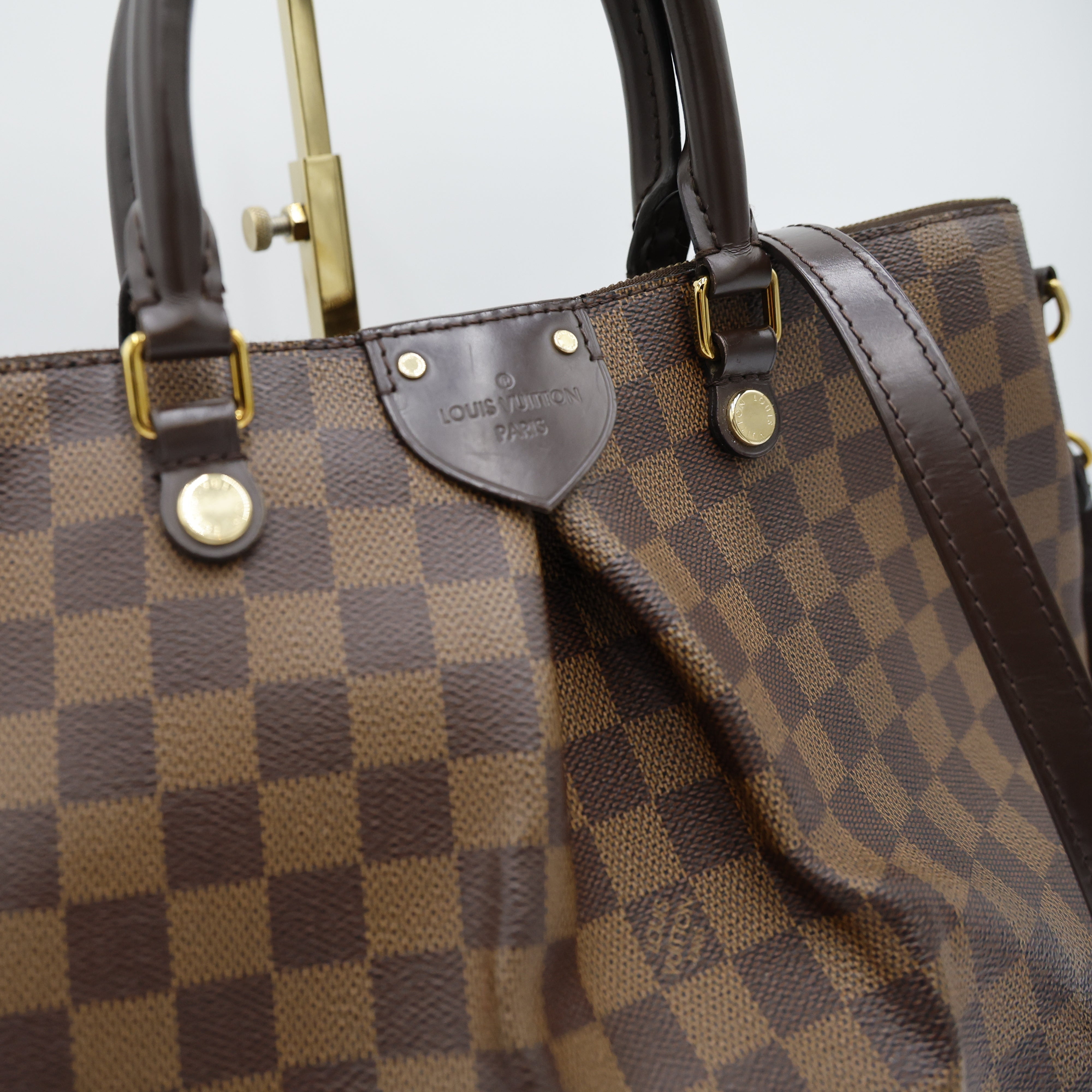 Louis Vuitton Sienna