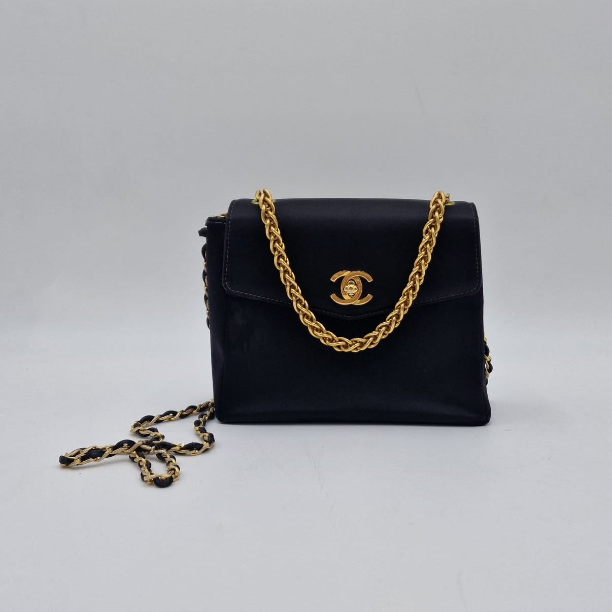 Chanel Vintage CC Chain Flap