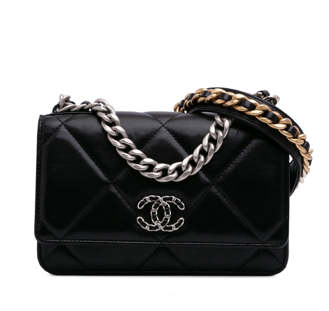 Chanel 19 Flap WOC